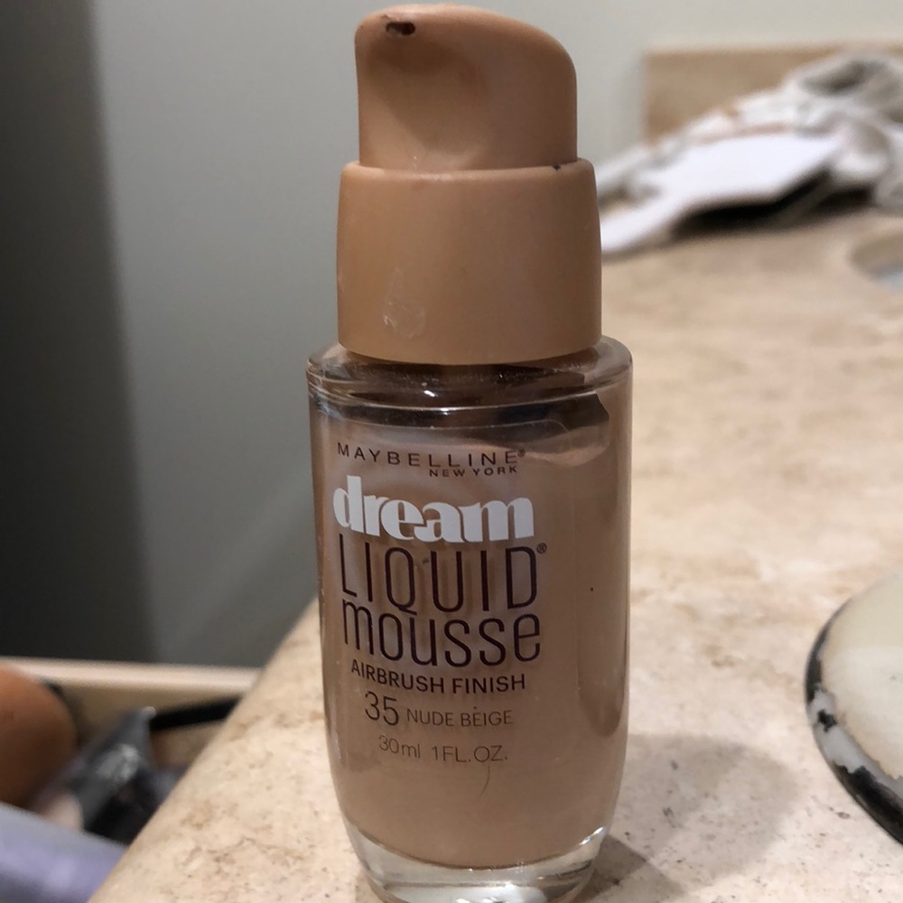 Maybelline dream liquid mousse foundation